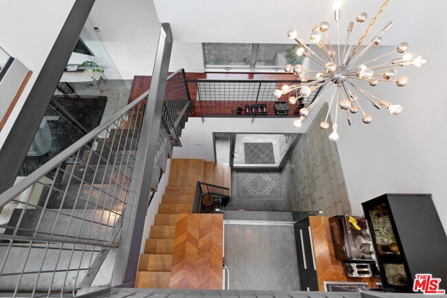 Building Photo - 6127 Glen Tower St