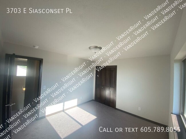 Building Photo - 3703 E Siasconset Pl