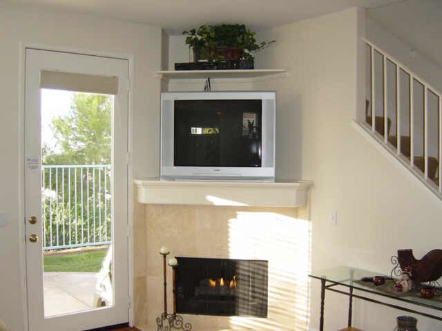 Building Photo - 11595 Compass Point Dr N
