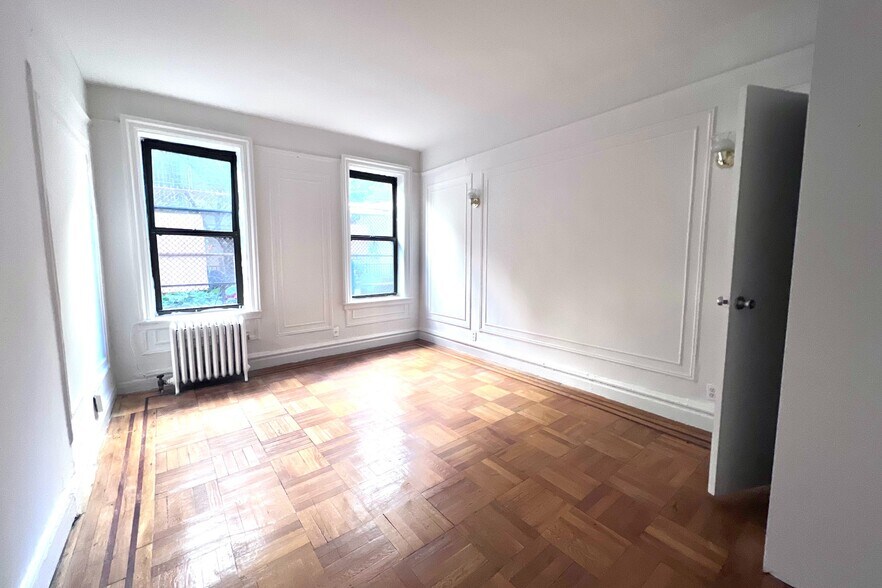 Building Photo - 615 Fort Washington Ave