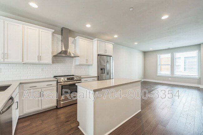 Building Photo - 1311 Millpark Ln