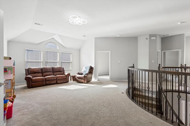 Building Photo - 1412 Summer Ln