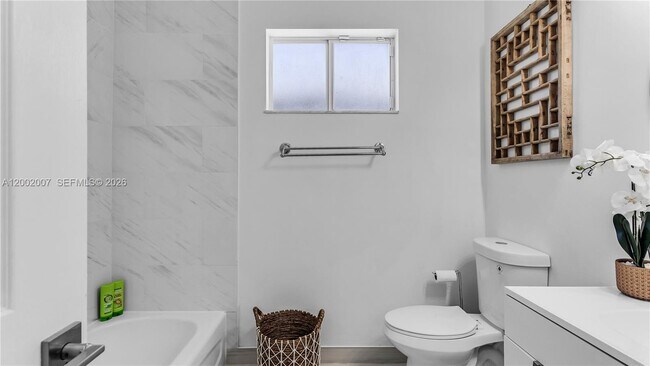 Building Photo - 15817 SW 138th Terrace