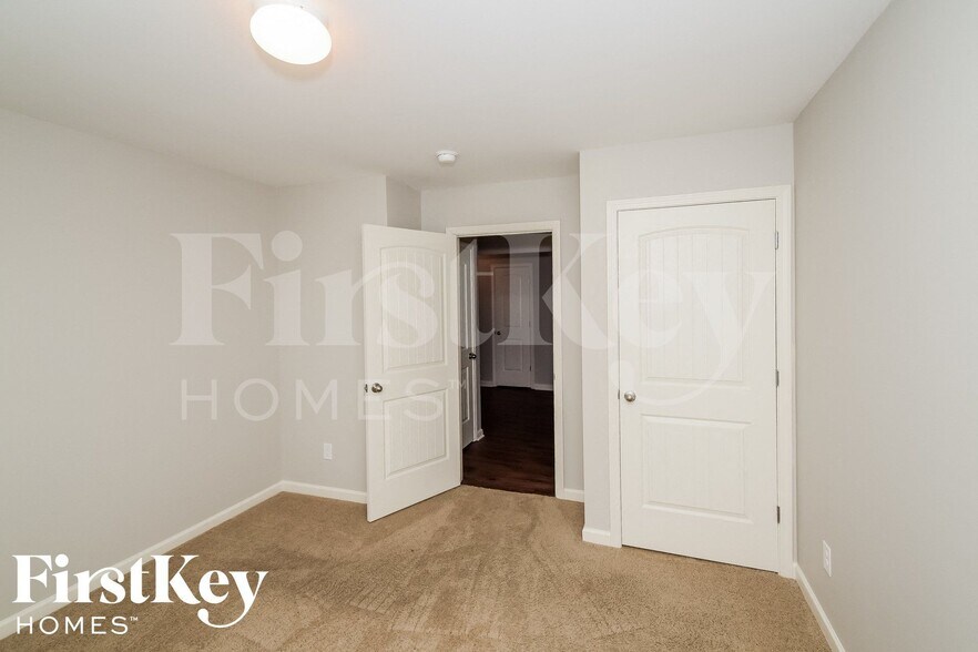 Building Photo - 11446 Walden Trce