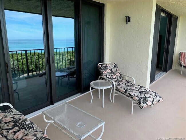 Building Photo - 10000 S Ocean Dr