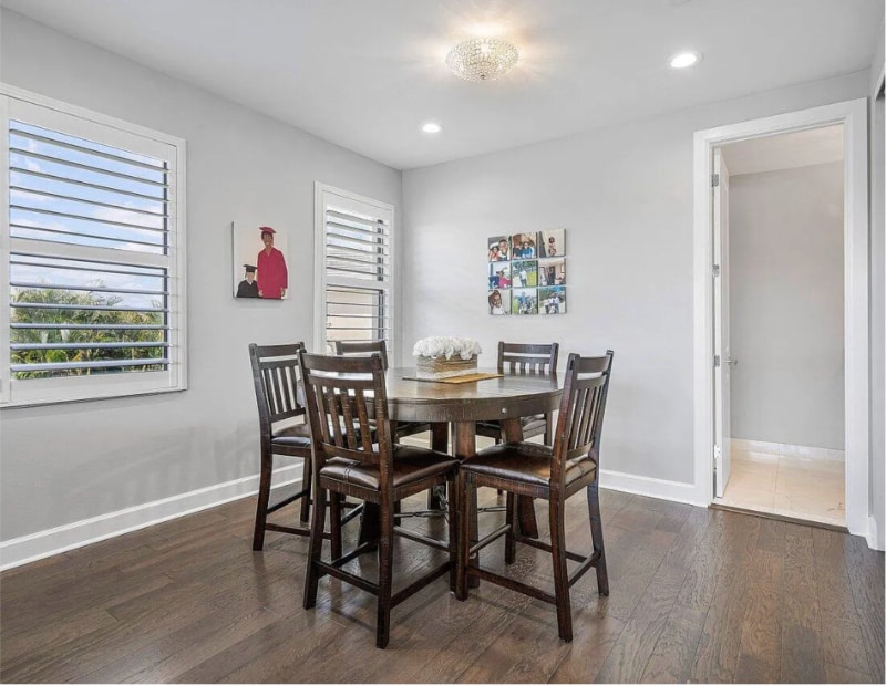 Building Photo - 17511 Cadena Dr