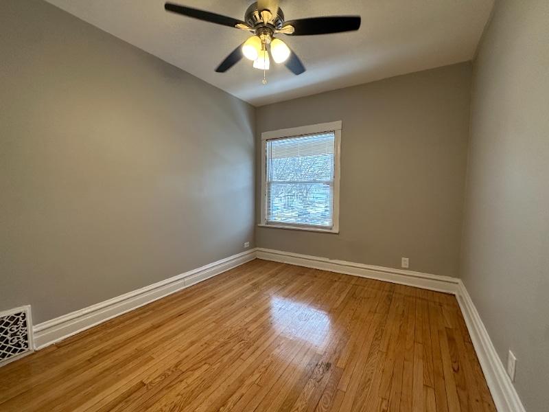 Building Photo - 846-856 N Mayfield Ave