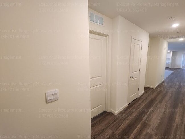 Building Photo - Newly constructed 4 bedroom/ 3 bathroom co...