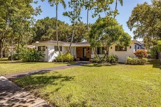 Building Photo - 454 NE 93rd St