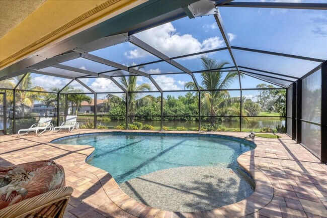 Building Photo - 15736 Lakeland Cir