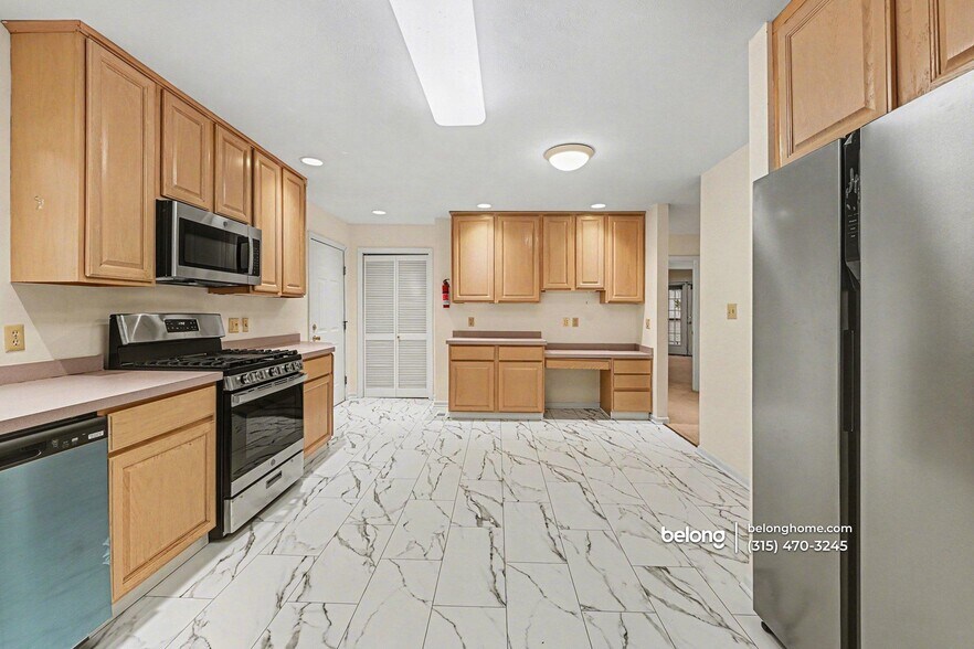 Building Photo - 1 Sanctuary Dr