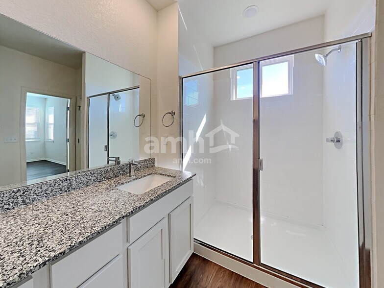 Building Photo - 2732 Geronimo Creek