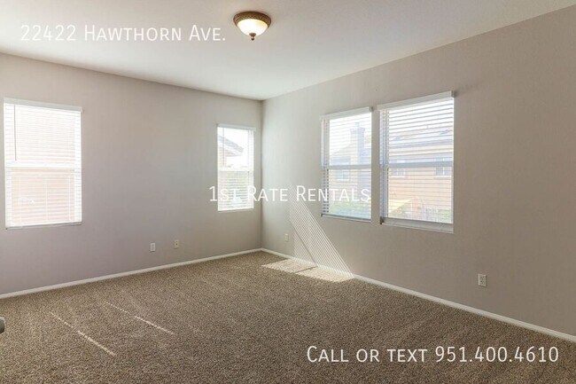 Building Photo - 22422 Hawthorn Ave