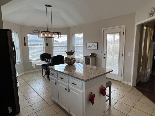 Building Photo - 6053 Laci Ln