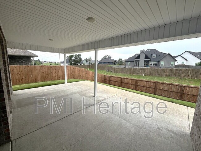 Building Photo - 3661 Ambrosia Ln