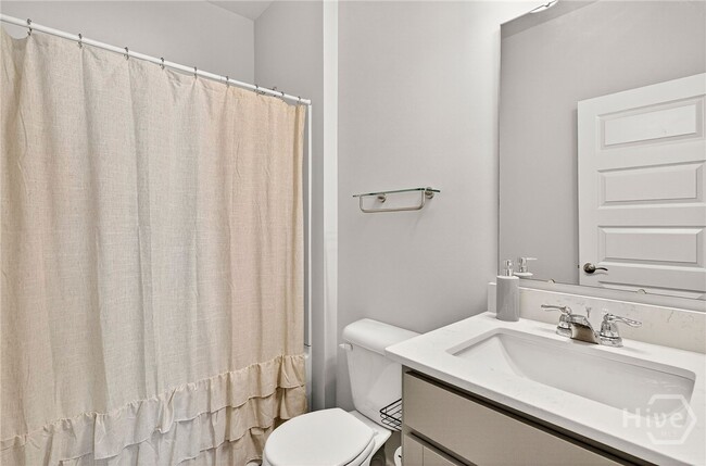 Building Photo - 170 Holloway Hl