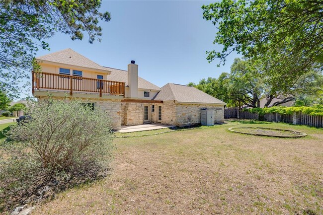 Building Photo - 109 Vinca Dr