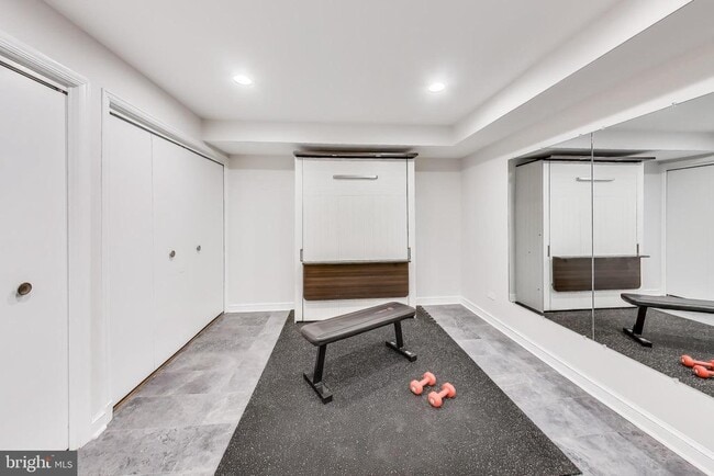 Building Photo - 117 Quay St