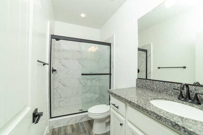 Building Photo - Newly Built 3/2.5 Woodside Home In Riverstone