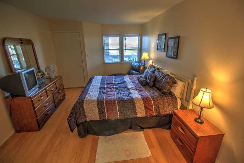 Building Photo - 200 Padre Blvd