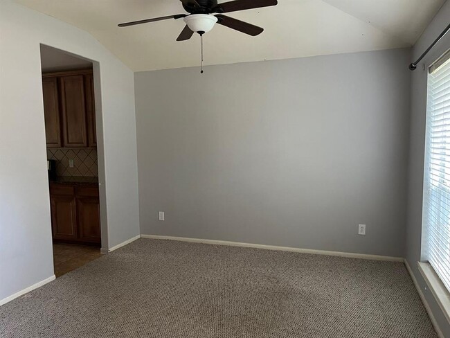 Building Photo - 12610 Bethany Bay Dr