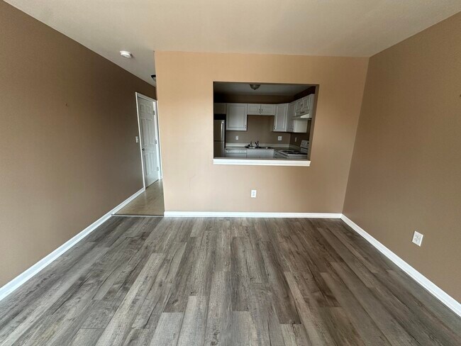 Building Photo - 2579 Union Lake Rd