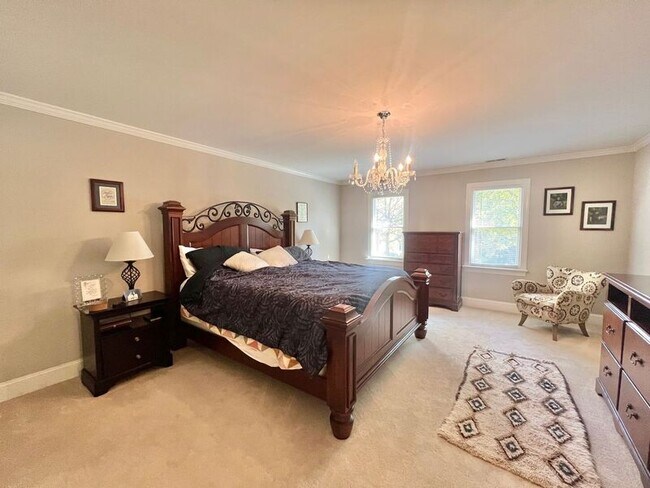 Building Photo - 9105 Kirkhill Dr
