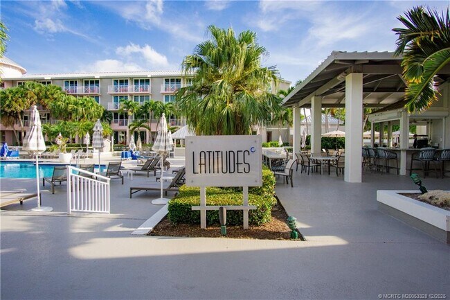 Building Photo - 245 NE MacArthur Blvd