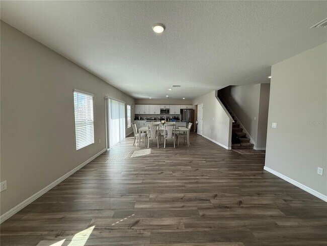 Building Photo - 3464 Dahlia Dr