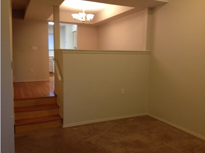 Building Photo - 52 Short Dr