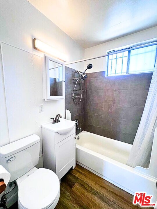 Building Photo - 1227 1/2 Normandie Ave