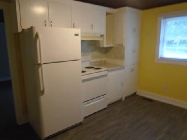 Building Photo - Plenty of Space in Hope Mills! $1050/month!