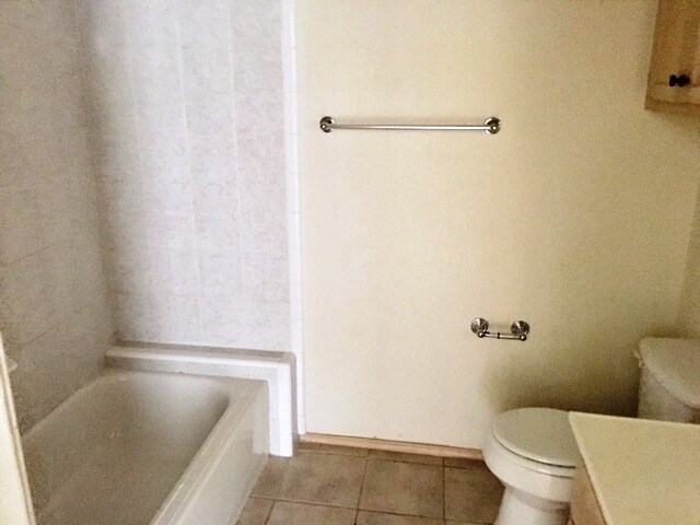 Building Photo - 2408 N I St