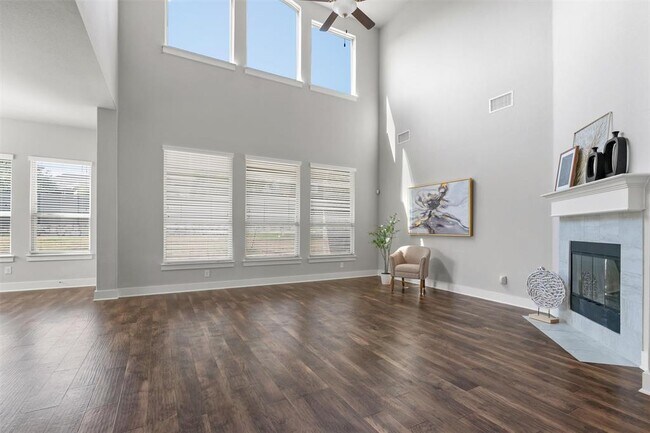 Building Photo - 1105 Legacy Xing