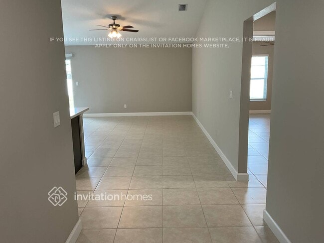 Building Photo - 1306 Mariner Ave SE