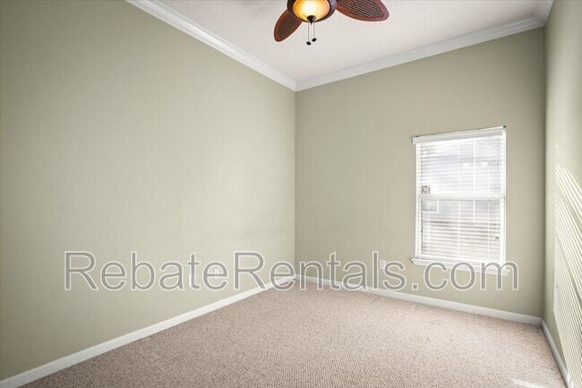 Building Photo - 7032 Deer Lodge Cir