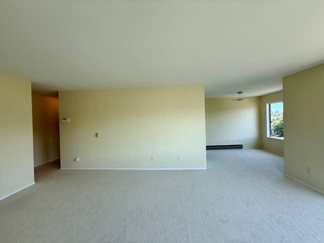 Building Photo - Holly Terrace Condominiums - Magnolia
