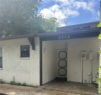 Building Photo - 6804 SW 37th St