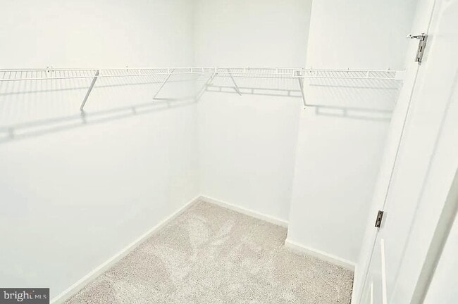 Building Photo - 9 Shillington Ln