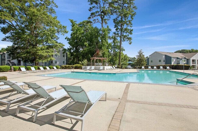 Building Photo - 800 Alexander Rd