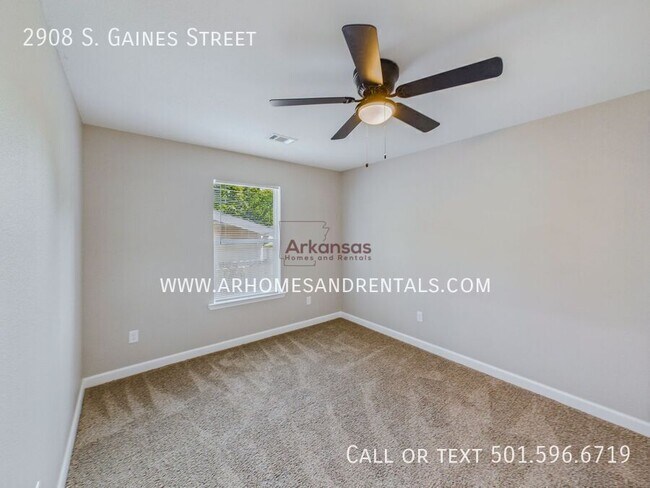 Building Photo - 2908 S Gaines St