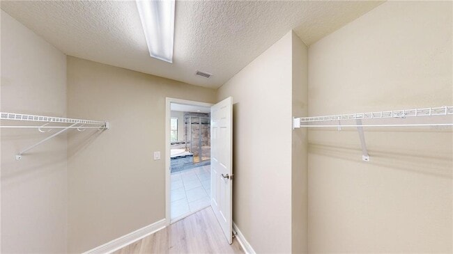 Building Photo - 6207 Colmar Pl
