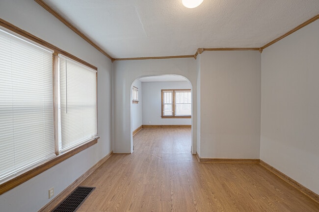 Building Photo - 2308 Fremont St