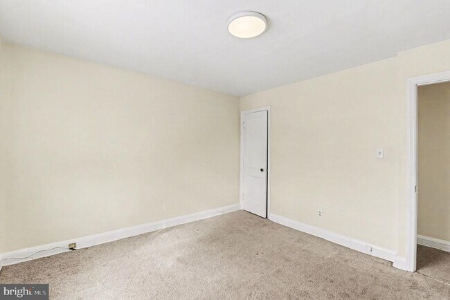 Building Photo - 1329 Taylor Ave