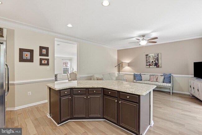 Building Photo - 47716 Bowline Terrace