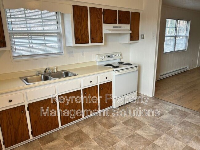 Building Photo - 117 Olive St