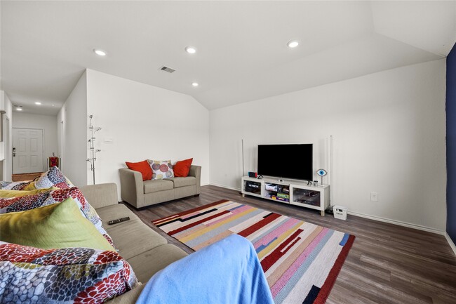 Building Photo - 15726 Majestic Evergreen Wy