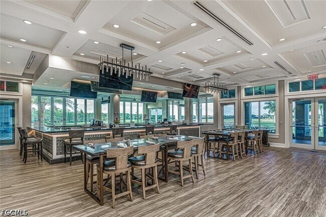 Building Photo - 10135 Colonial Country Club Blvd