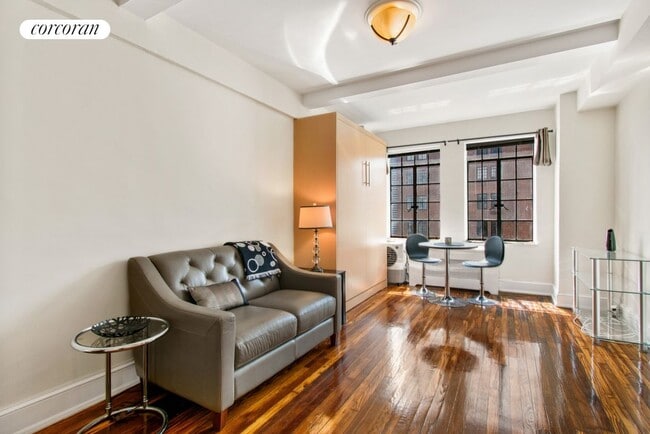 Primary Photo - 45 Tudor City Pl