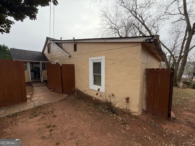 Building Photo - 1252 Lawrenceville-Suwanee Rd